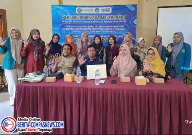 Pemberdayaan Poklahsar Berkah Tiga Dermaga Branta Pamekasan menuju Akselerasi penjualan melalui Digital Marketing dan manajemen keuangan