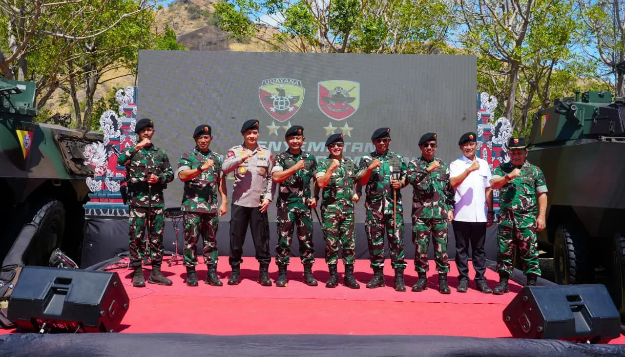 Perkuat Sinergitas, Kapolda Bali Hadiri Penutupan Latihan Menembak Senjata Kendaraan Tempur Denkav 4/Simha Pasupati TA 2025