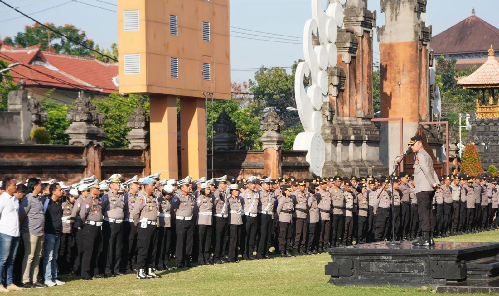 Antisipasi Demo Lanjutan, 1.521 Personel Polda Bali Ikuti Apel Siaga