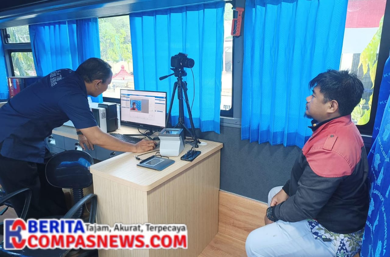 Polres Sampang Hadirkan Mobil SIM Keliling untuk Kemudahan Masyarakat