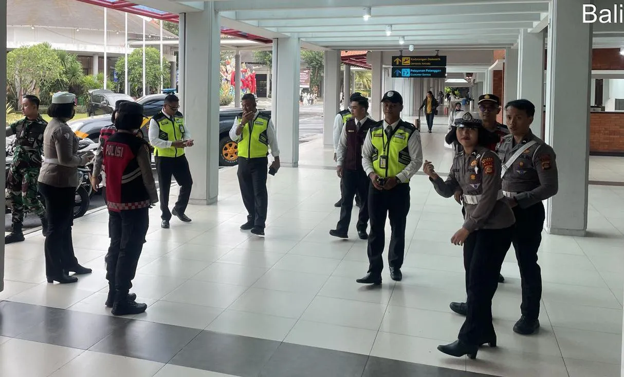 Polres Bandara Ngurah Rai Bersama TNI AU dan Avsec Gelar Patroli Skala Besar