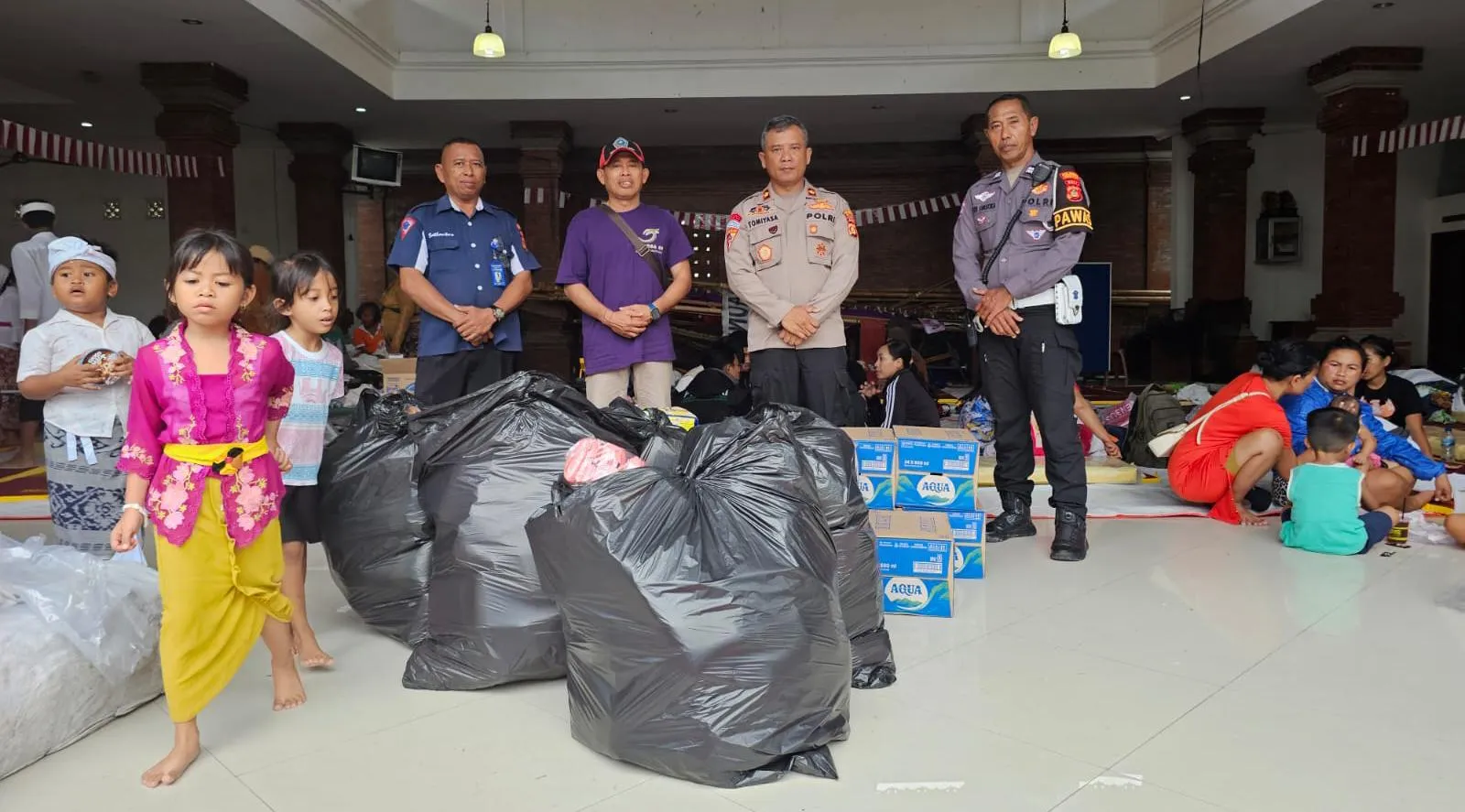 Bantuan Donatur Terus Mengalir ke Posko Pengungsian Banjar Tohpati