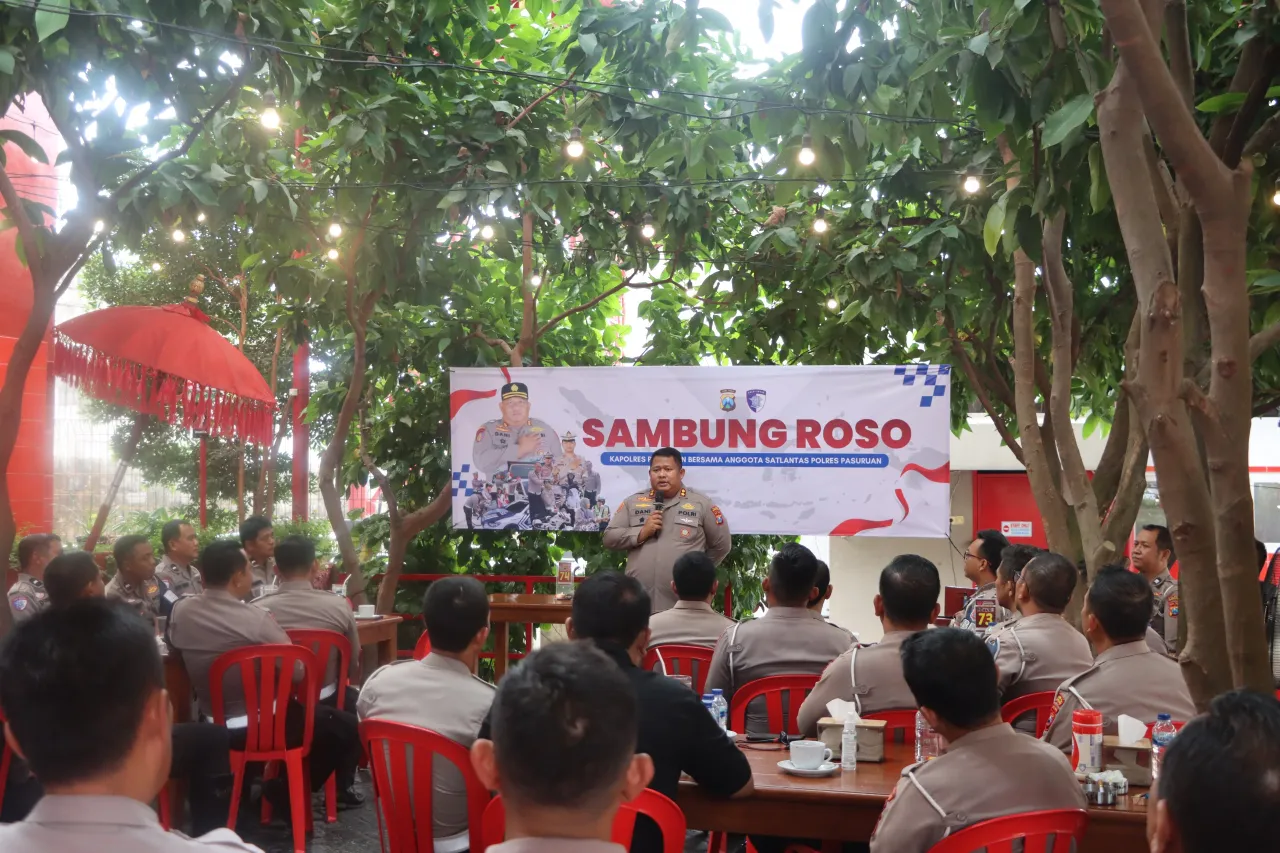 Kapolres Pasuruan Gelar Sambung Roso, Dengarkan Curhatan Anggota di Masjid Merah Pandaan