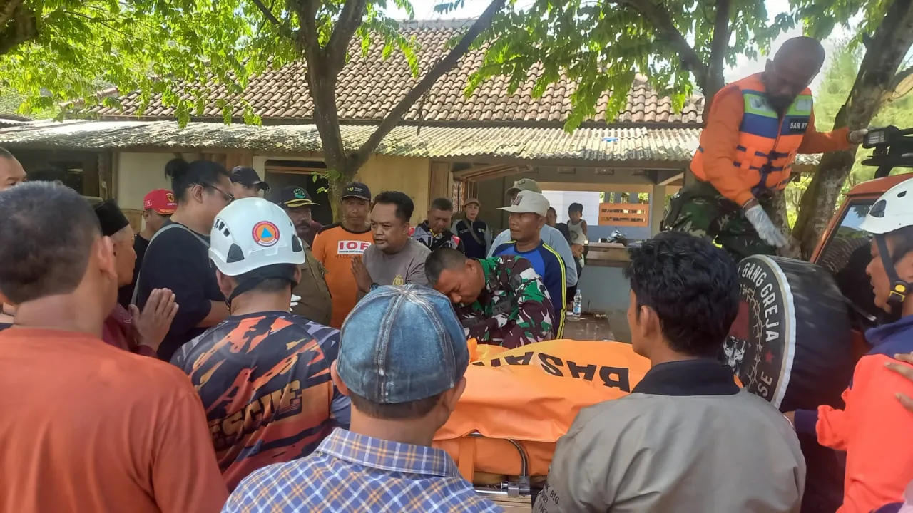 Satu Korban Tenggelam di Pantai Modangan Ditemukan Meninggal Dunia, Polisi: Satu Masih Dalam Pencarian