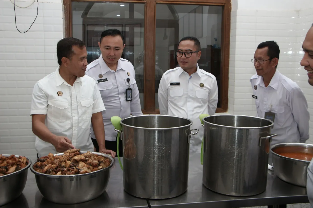 Perkuat Sinergi dan Berbagi Inovasi, Lapas Kelas I Madiun Terima Kunjungan Studi Tiru dari Lapas Kelas I Cirebon