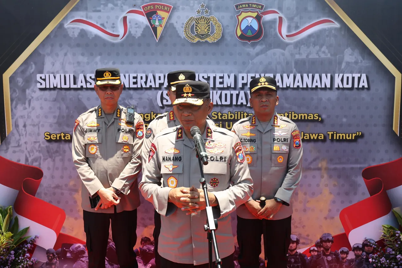 Kapolda Jatim Tegaskan Aktivitas Pendidikan Santri Harus Tetap Berlanjut