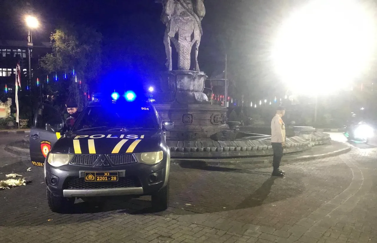Antisipasi Kejahatan Jalanan, Polsek Dentim Gencarkan Patroli Blue Light di Titik Rawan Malam Hari