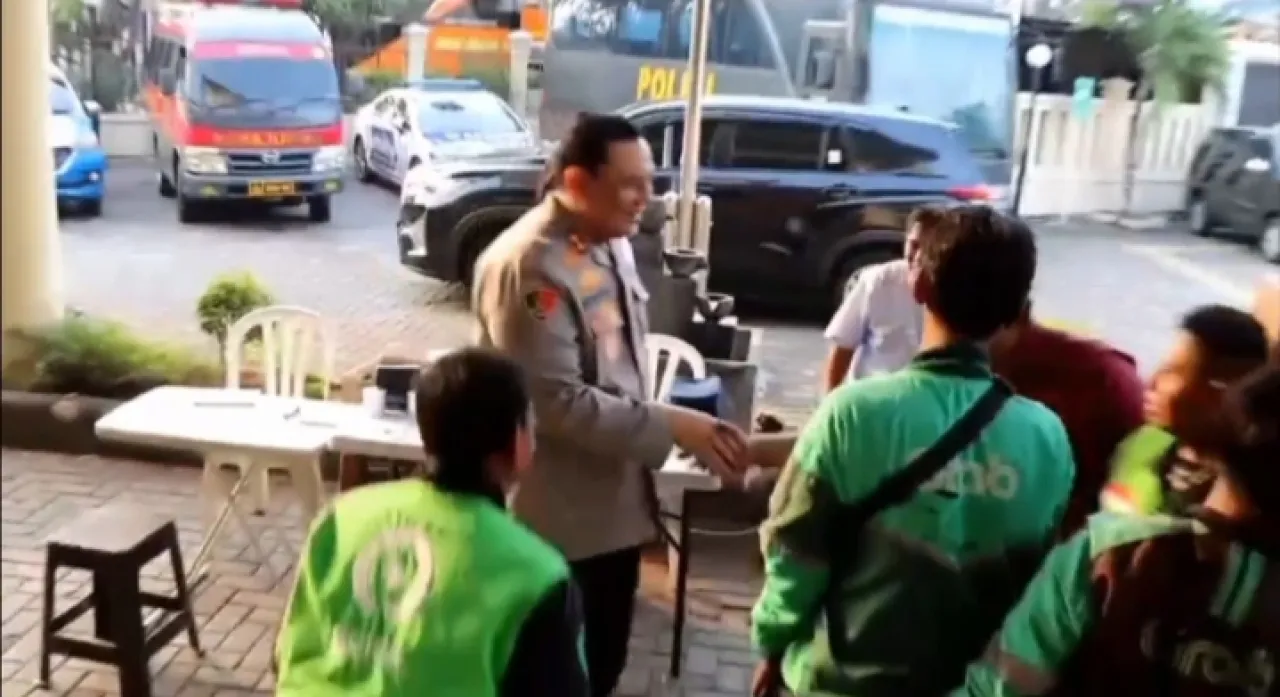 Polres Priok Beri Apresiasi Perpanjang SIM Gratis pada Potmas Ojol Kamtibmas yang ikut Berperan Aktif Jaga Jakarta