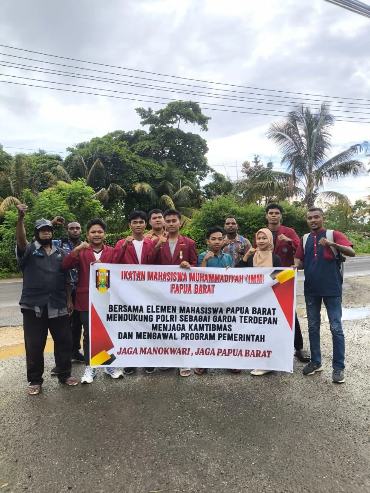 Ikatan Mahasiswa Muhammadiyah (IMM)  Papua Barat dan Elemen Mahasiswa Papua Barat Mendukung Polri Sebagai Garda Terdepan