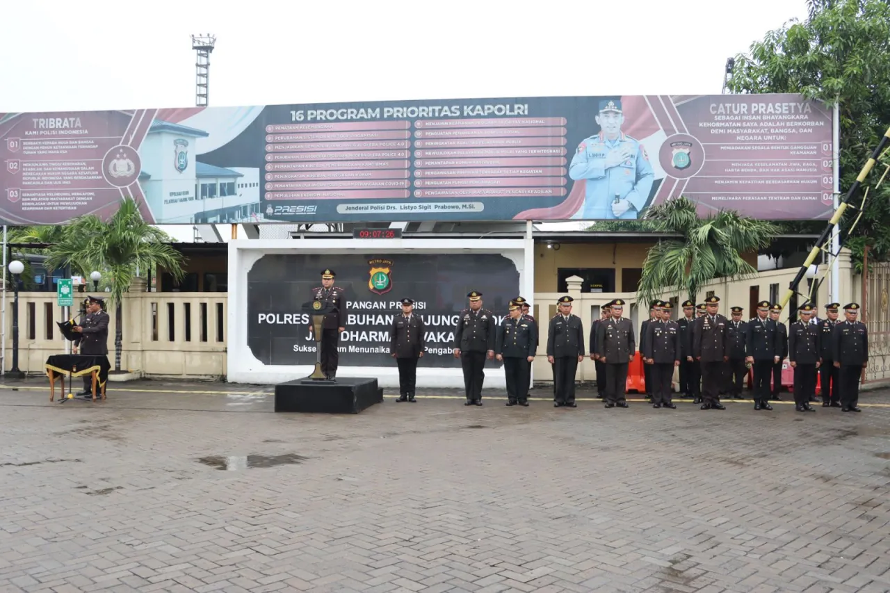Polres Pelabuhan Tanjung Priok Gelar Upacara Hari Sumpah Pemuda 2025: Wujudkan Semangat Persatuan dan Profesionalisme Po