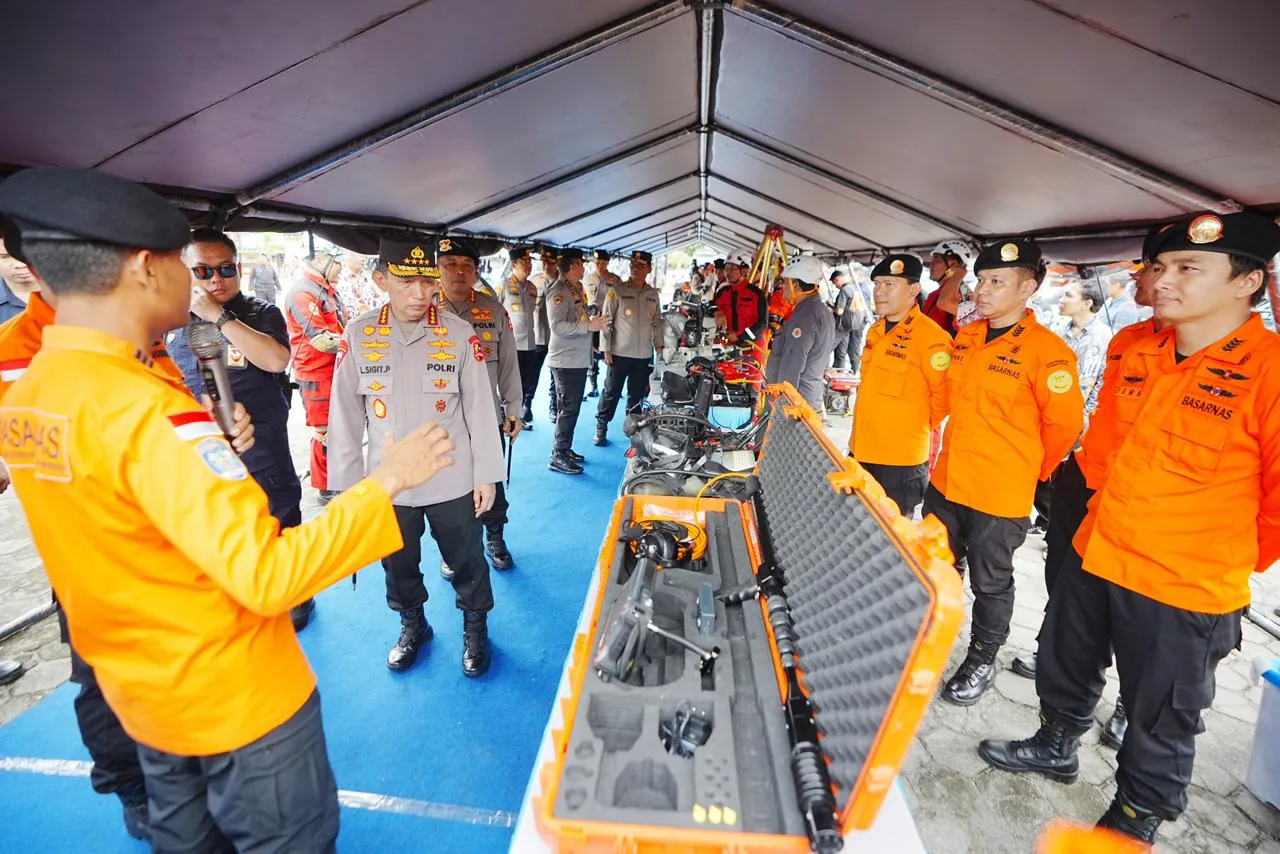 Kapolri Cek Langsung Personel-Sarpras Polda DIY, Pastikan Siap Hadapi Potensi Bencana 