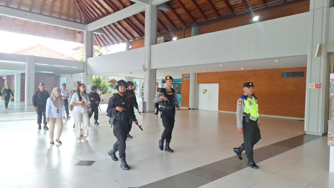 Jelang Tahun Baru 2026, Satgas II Preventif Ops Lilin Agung 2025 Perkuat Patroli Terminal Domestik