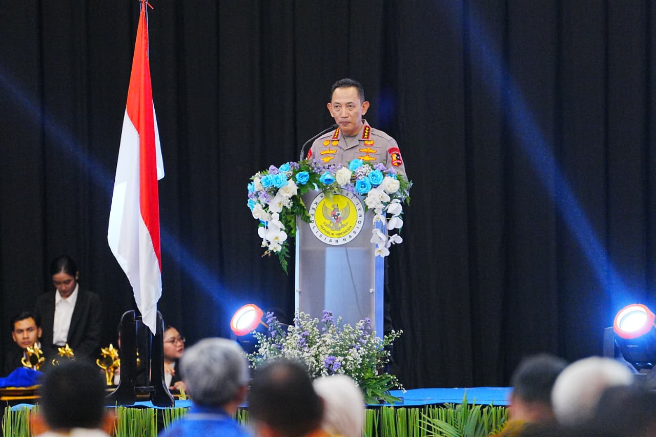 Kapolri Hadiri Kompolnas Award: Polri Tak Antikritik, Komitmen Terus Perbaiki Diri! 