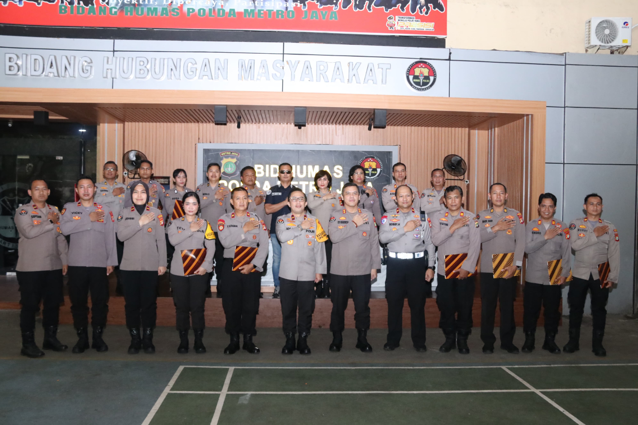 Kasihumas Polres Pelabuhan Tanjung Priok Raih Dua Penghargaan dalam Anev Kehumasan Polda Metro Jaya