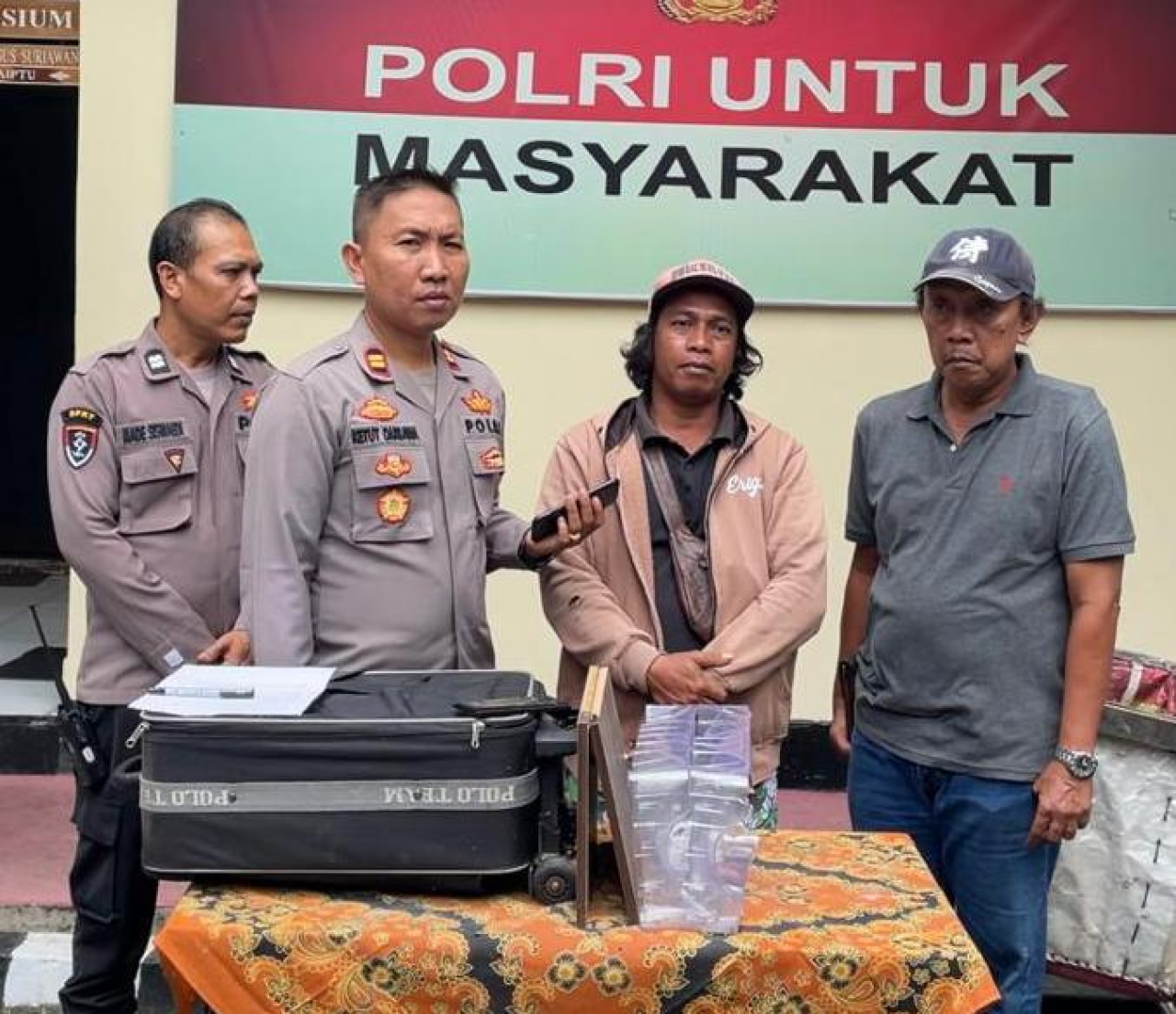 Penemuan Koper Tak Bertuan di Denpasar Utara, Pemiliknya Ternyata Pemulung 