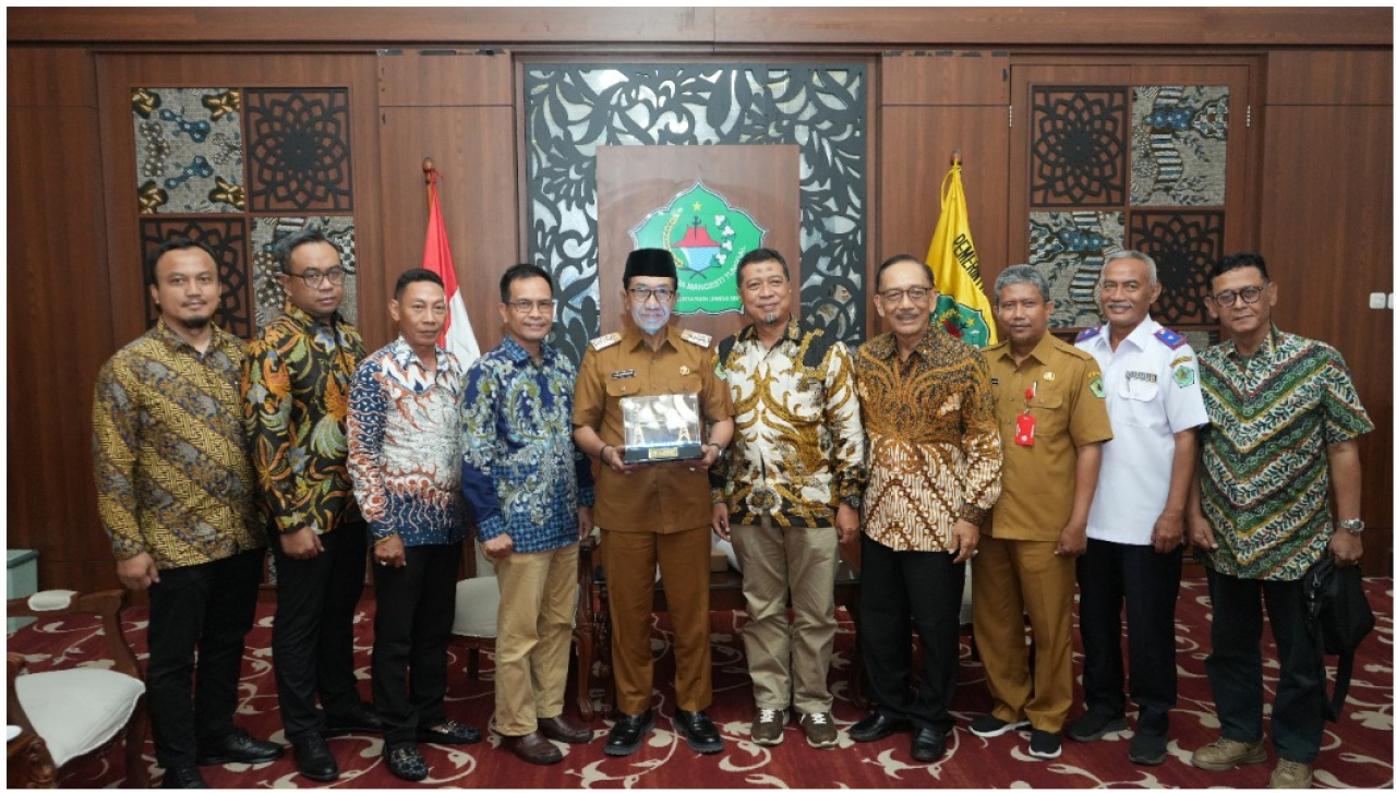 Listrik untuk rakyat, PLN UIP JBTB dan Pemkab Pamekasan Perkuat Sinergi Dukung Transisi Energi dan Penerapan ESG