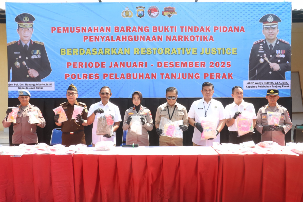 Polres Pelabuhan Tanjung Perak Musnahkan Barang Bukti Narkoba Hasil Ungkap Kasus Sepanjang 2025