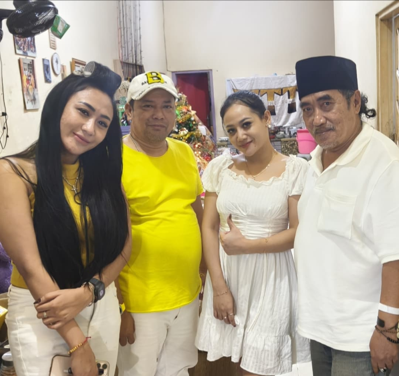 Ketua Umum (KWI) Ucapkan Natal kepada Keluarga Dj Tessa Morena dan DJ Cielo Aurora Semoga Natal Membawa Cinta yang Tulus