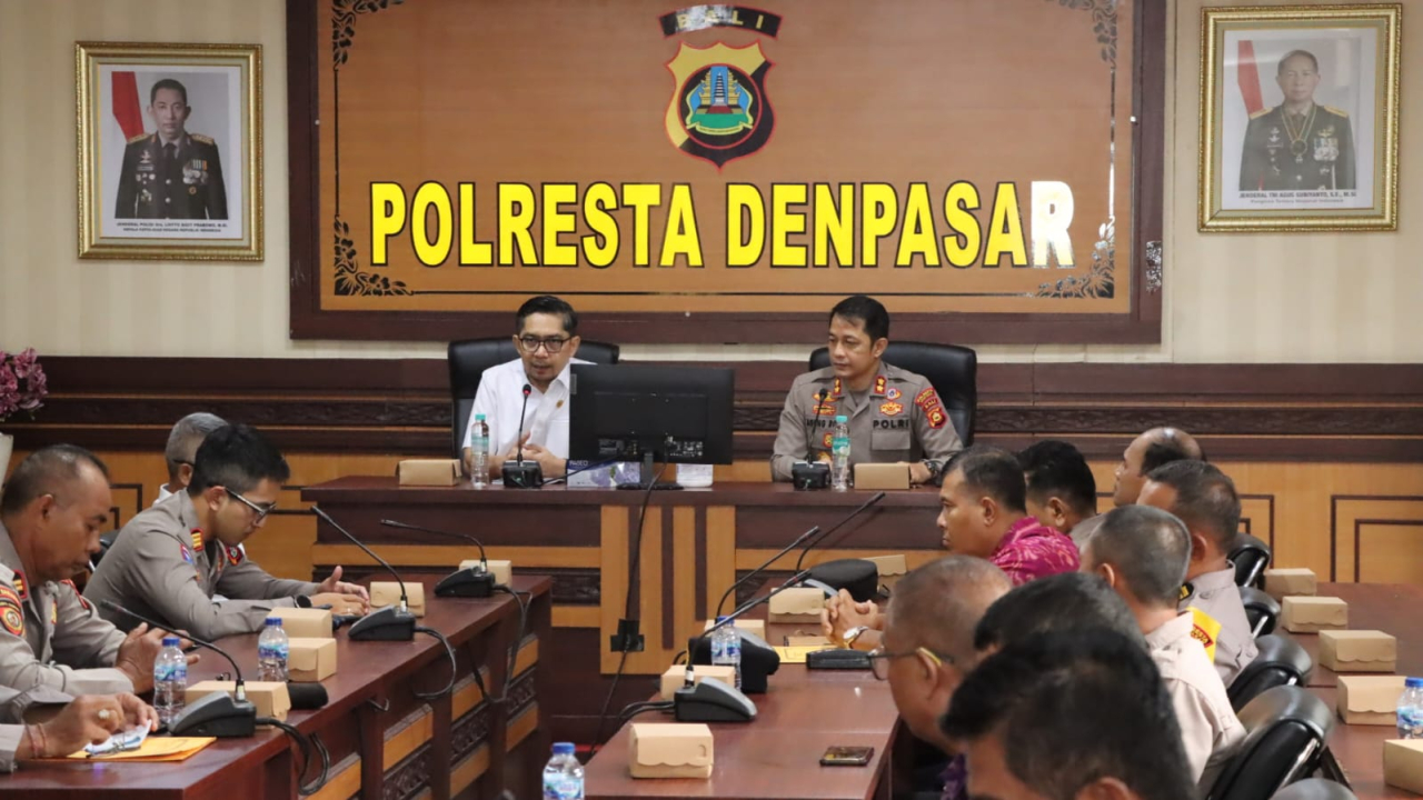 Kompolnas Kunjungi Polresta Denpasar Dalam Rangka Pemantauan dan Pengawasan Operasi Pengamanan Natal dan Tahun Baru 2026
