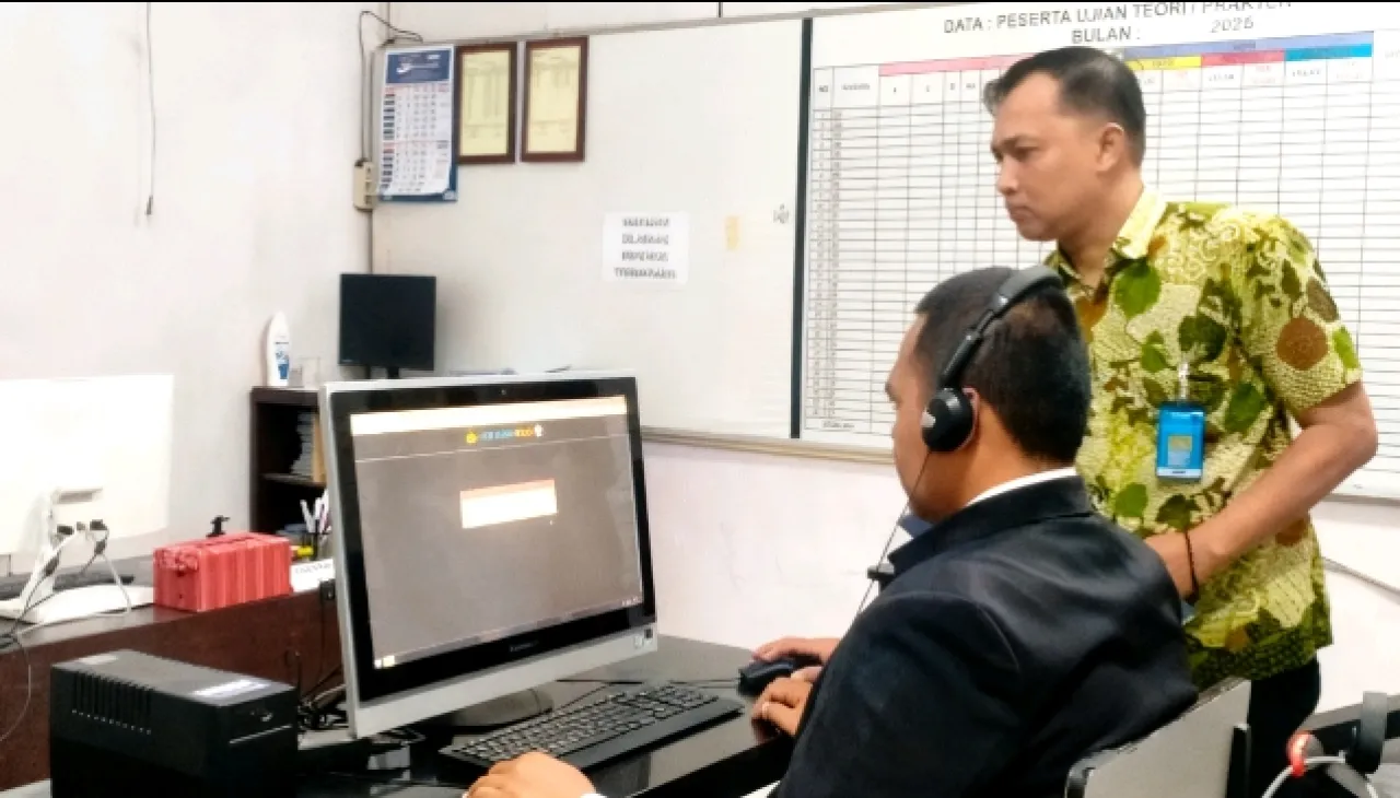 Polres Sampang Komitmen Tingkatkan Pelayanan SIM Lewat Transparansi Durasi dan Uji Kompetensi