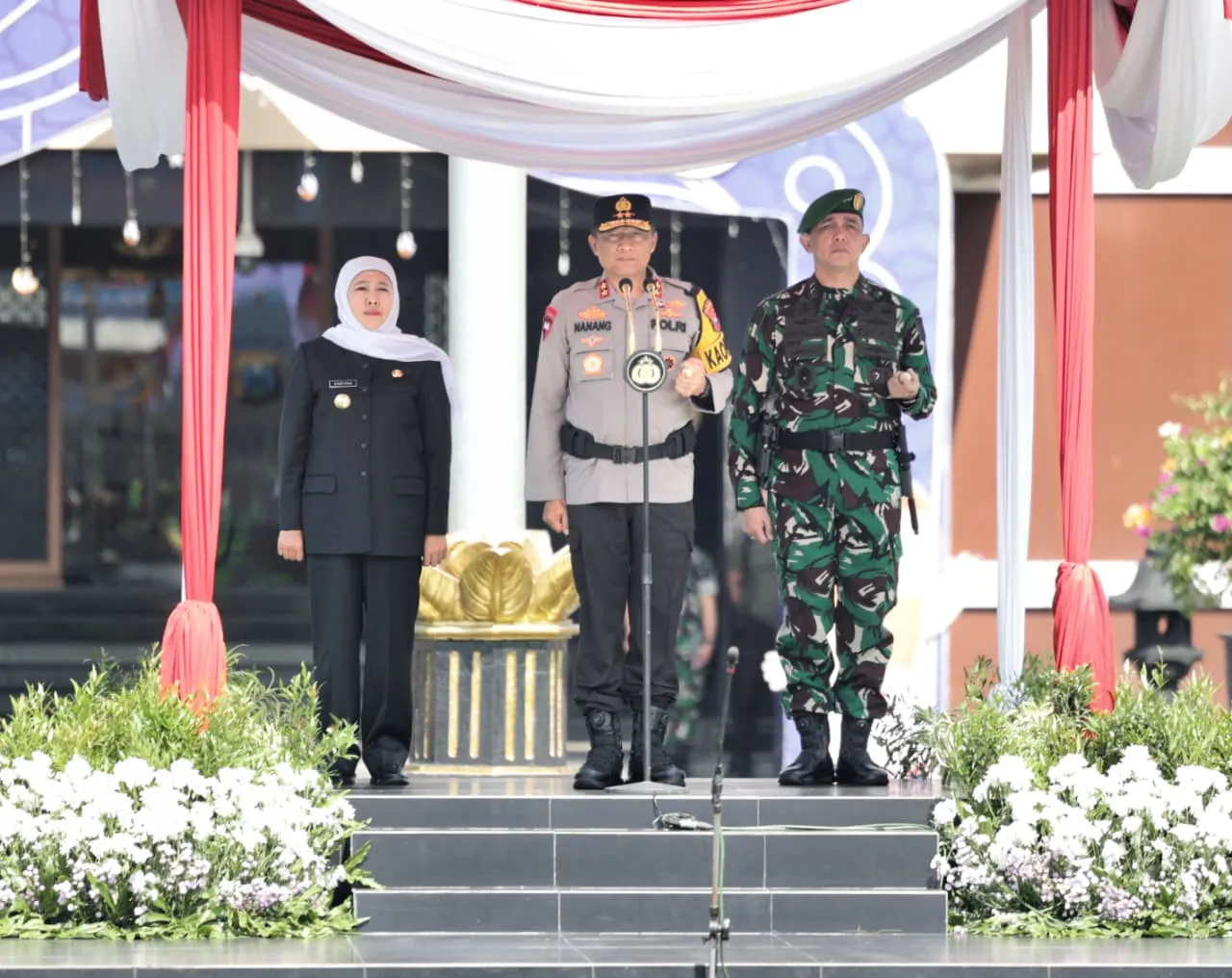 Kapolda Jatim Pimpin Apel Gelar Pasukan Pastikan Kesiapan Personel Operasi Ketupat Semeru 2026