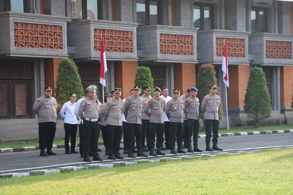 Pimpin Apel Pagi, Wakapolda Bali Tekankan Profesionalisme dan Kesiapsiagaan Personel