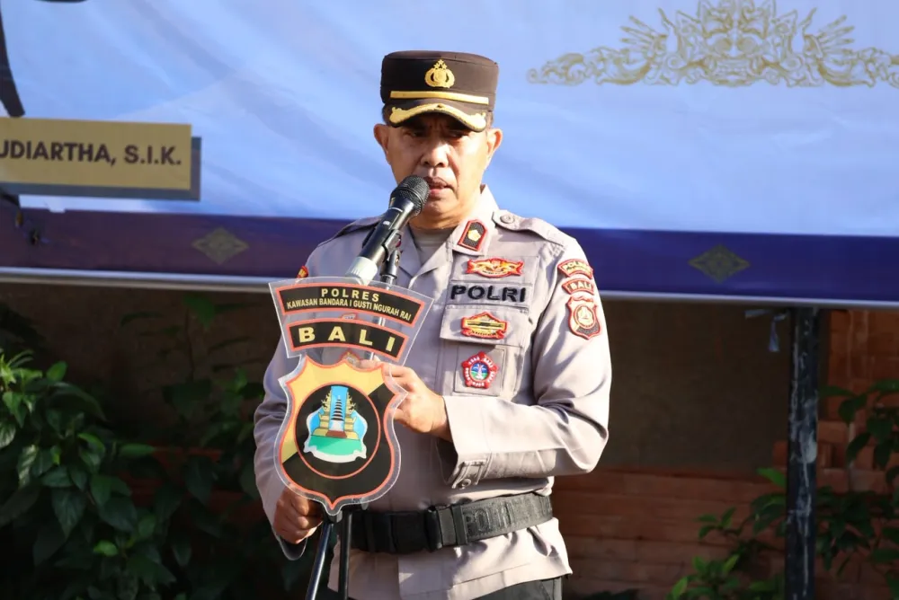 Wakapolres Bandara Ngurah Rai Tekankan Disiplin, Loyalitas, dan Tanggung Jawab Personel