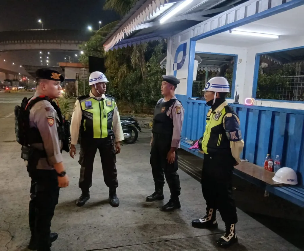Polres Pelabuhan Tanjung Priok Gelar Patroli Perintis Bersama Masyarakat, Antisipasi Kejahatan, Balap Liar, dan Tawuran