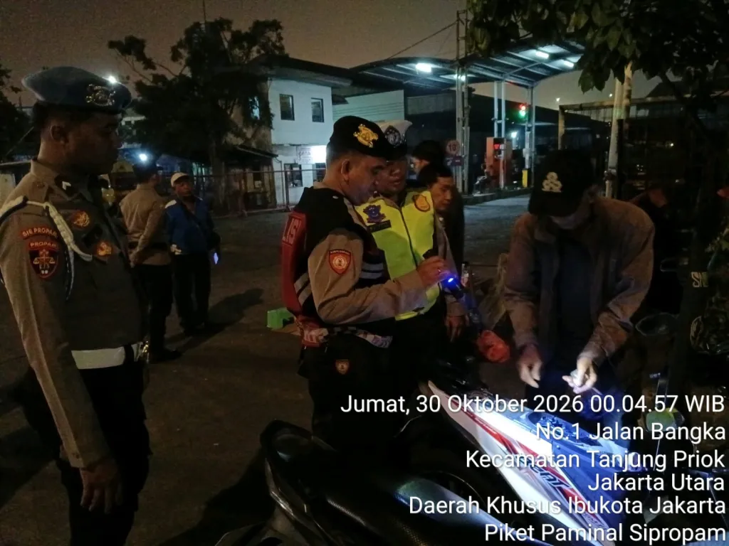 Polres Pelabuhan Tanjung Priok Gencarkan Patroli Cipta Kondisi dan Strongpoint, Pastikan Kamtibmas Tetap Kondusif