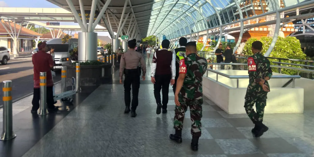 Sinergi Tiga Instansi, Patroli Sasar Terminal Internasional Bandara Ngurah Rai