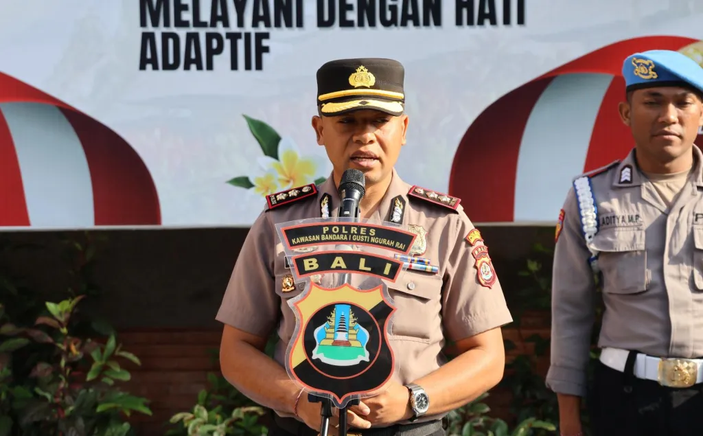 Kapolres Bandara Pimpin Apel Jam Pimpinan, Tekankan Disiplin dan Pelayanan Prima