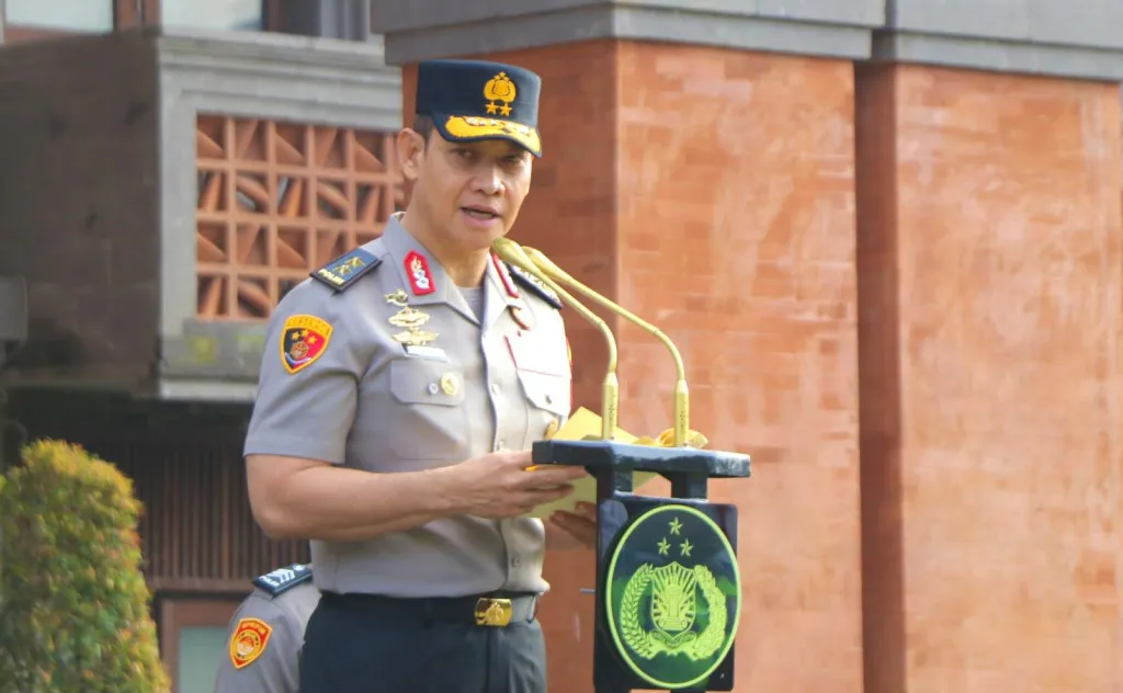 Apel Pagi Terakhir, Irjen. Pol. Daniel Adityajaya Sampaikan Pesan Pengabdian kepada Personel Polda Bali