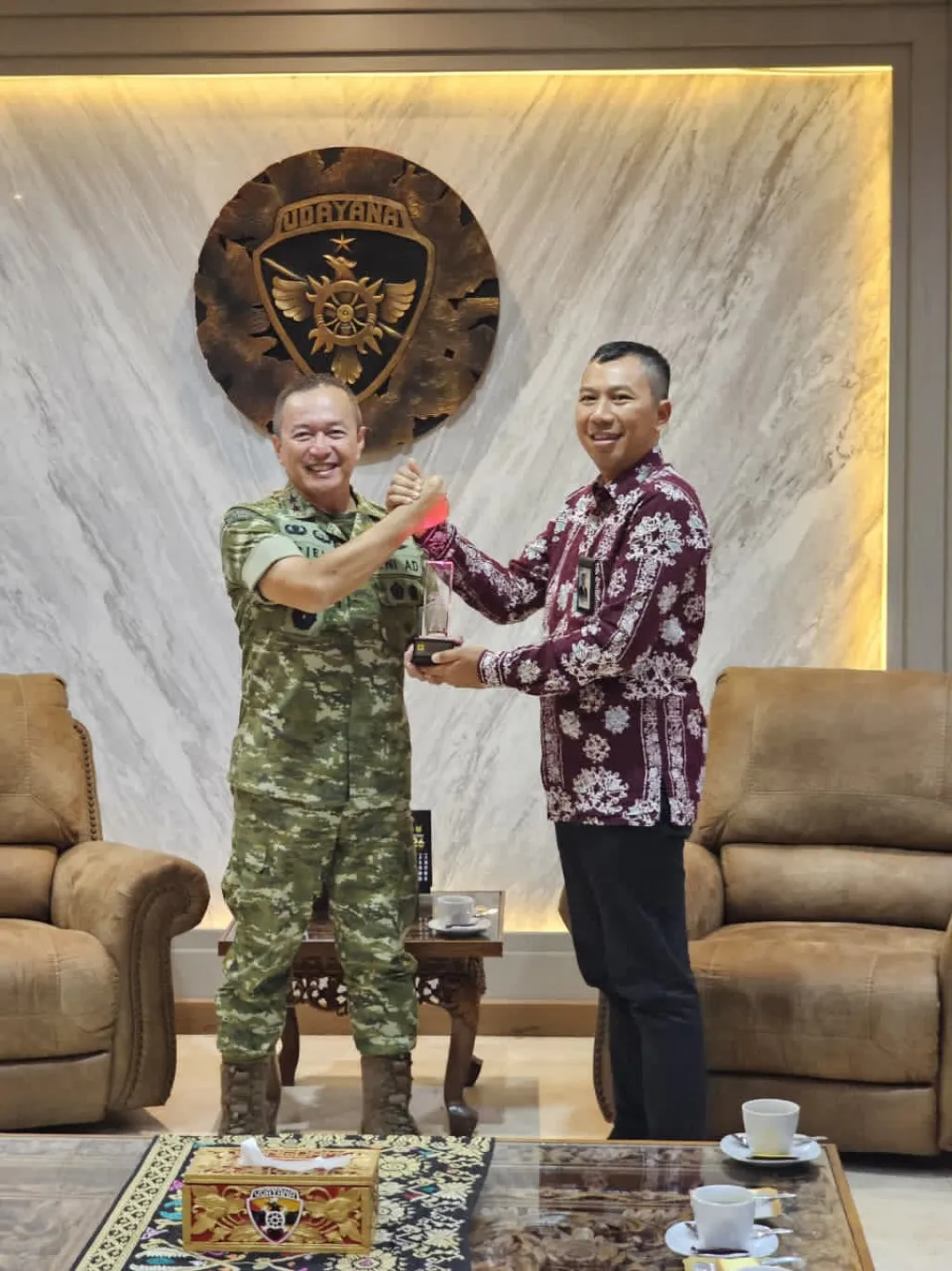 Perkuat Keandalan Listrik Bali, PLN UIP JBTB Audiensi dan Teken Kerja Sama dengan Kodam IX/Udayana