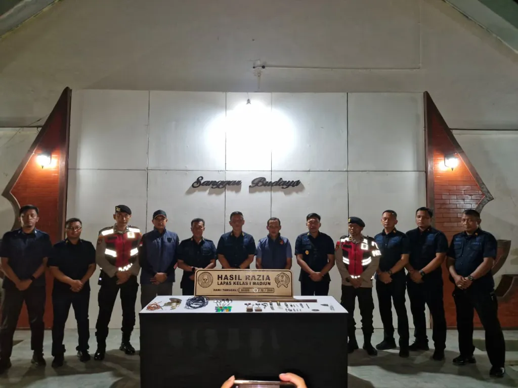 Sinergi Lapas dan Polres Madiun Kota, Razia Enam Kamar Temukan Sejumlah Barang Berbahaya