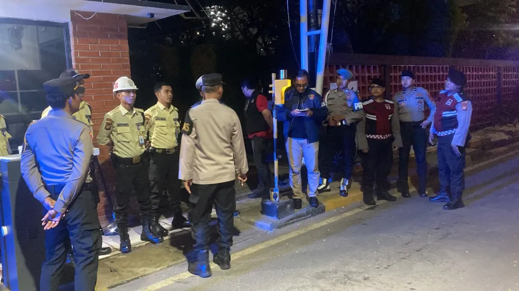 Polres Pelabuhan Tanjung Priok Gelar Patroli Cipta Kondisi dan Strongpoint, Jaga Keamanan dan Ketertiban di Kawasan Pela