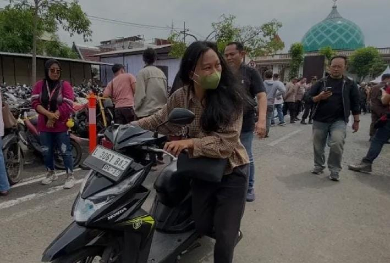 Bazar Ranmor Polrestabes Surabaya Bikin Senyum Sumringah Korban Curanmor
