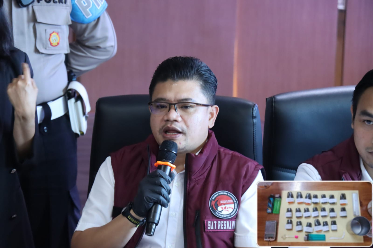 Satresnarkoba Polres Metro Jakarta Barat Ungkap Penyalahgunaan Liquid Sinte di Apartemen Kawasan Thamrin