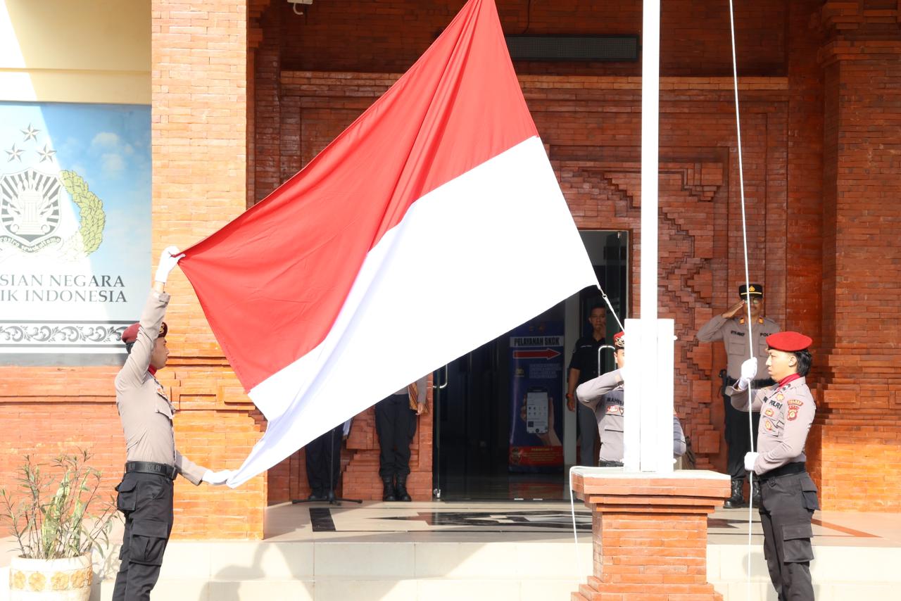 Wakapolres Bandara Ngurah Rai Pimpin Upacara Hari Kesadaran Nasional 2026, Tekankan Disiplin dan Pelayanan Humanis