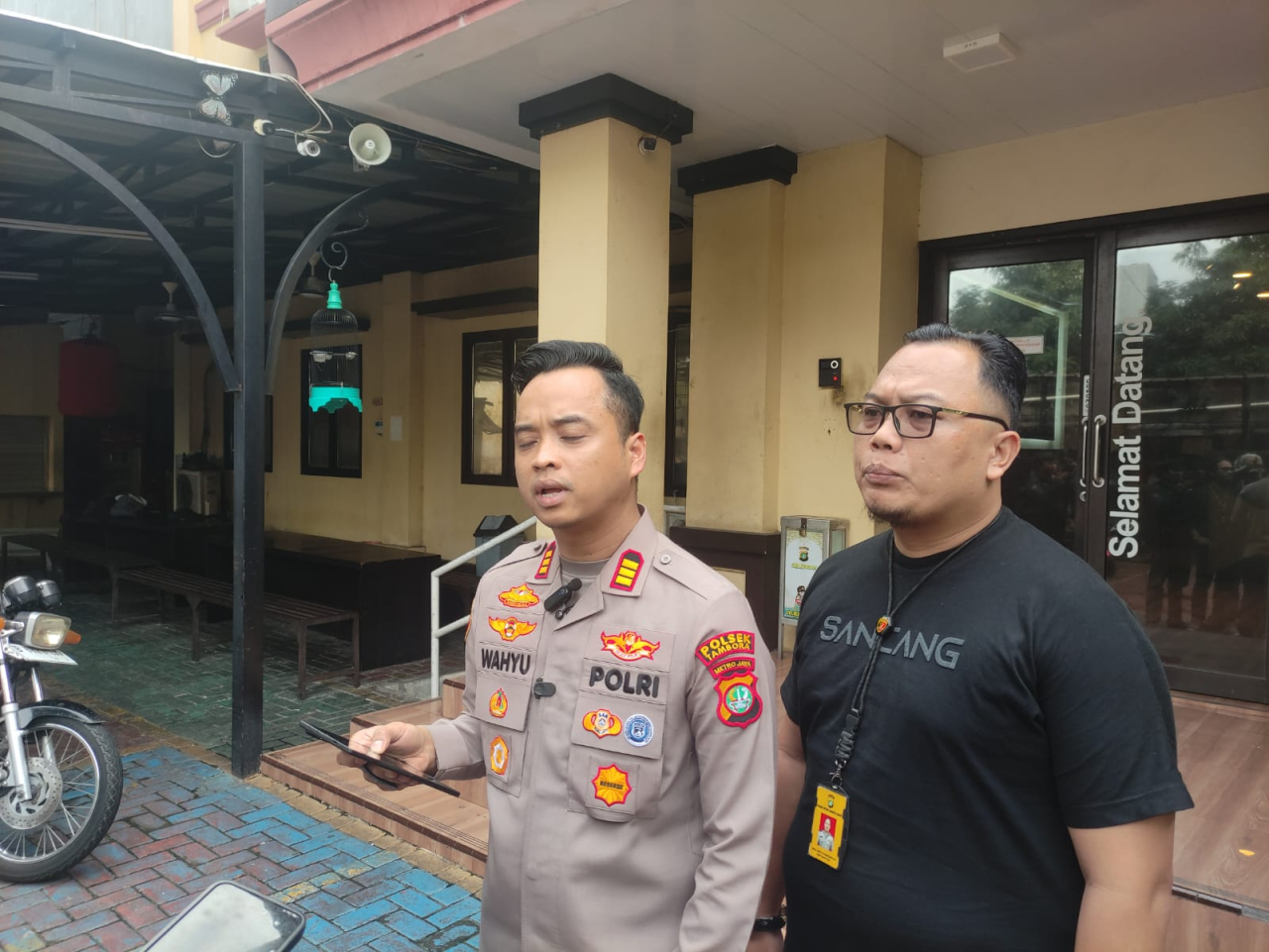 Akibat Mabuk Dan Tak Sadarkan Diri, Mobilnya Digondol Maling di Tambora