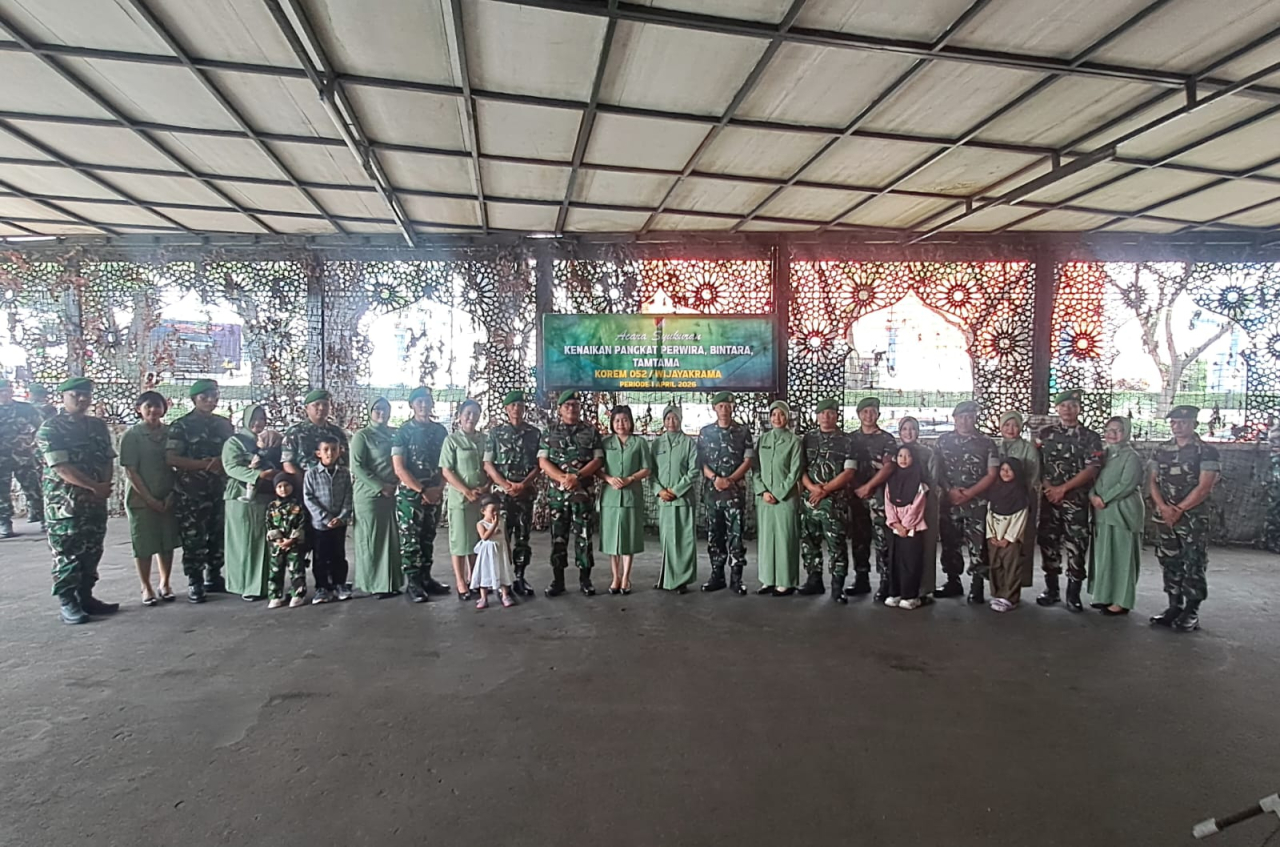 Kasrem 052/Wkr Pimpin Acara Laporan Korps 16 Prajurit Naik Pangkat