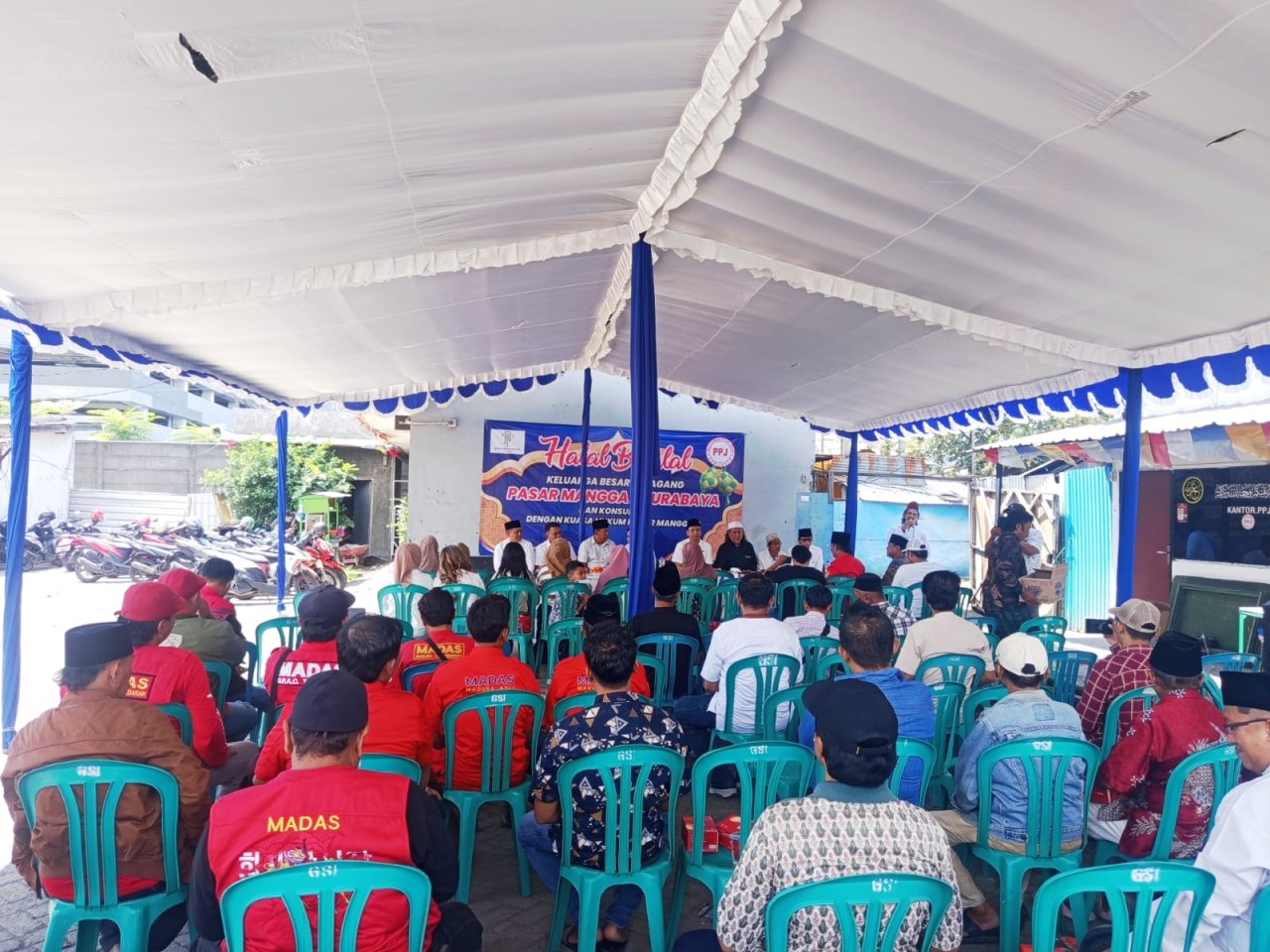 Halalbihalal Pedagang Pasar Mangga 2 Surabaya Jadi Momentum Penguatan Solidaritas dan Perjuangan Legalitas Pasar Malam