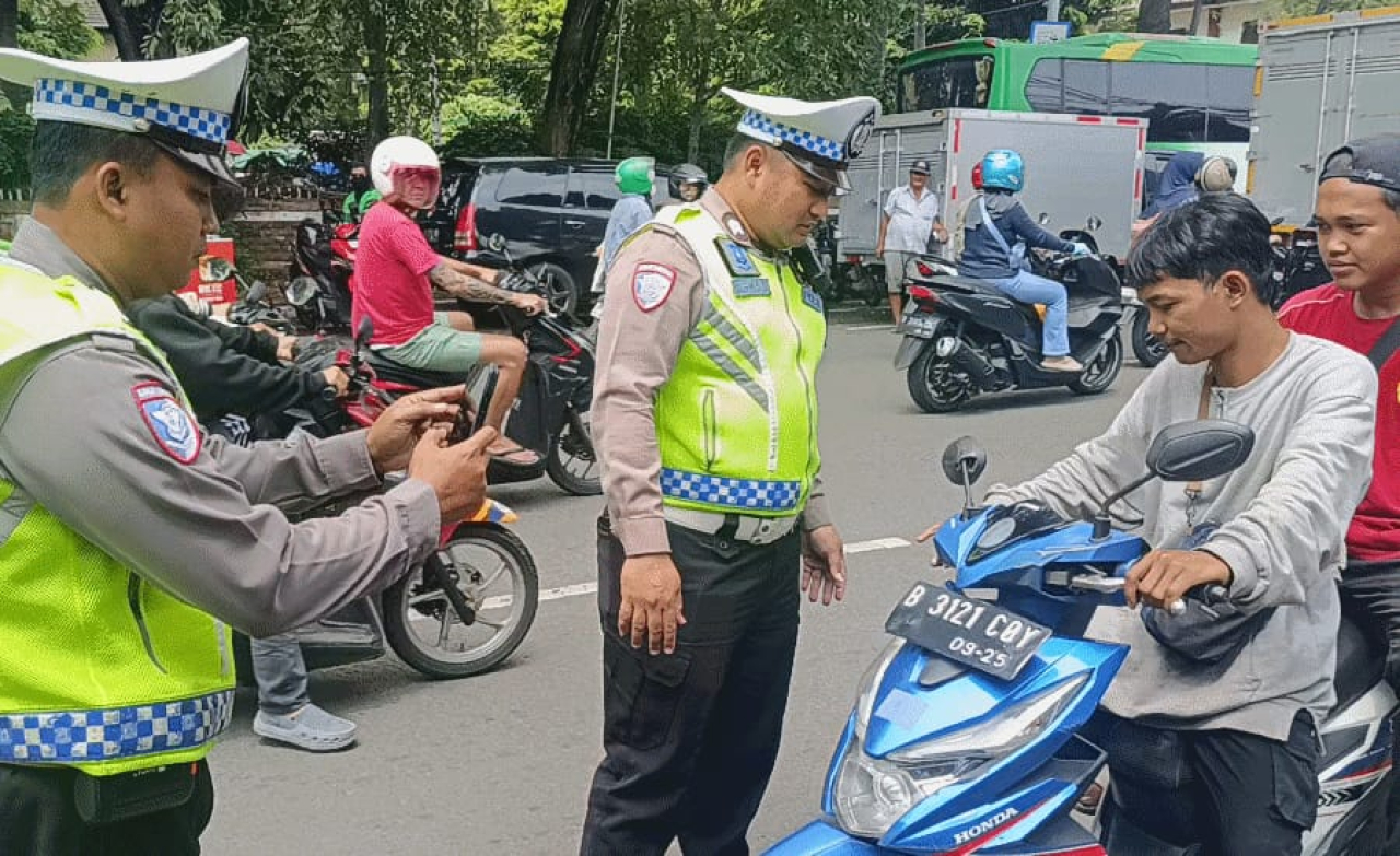 Satlantas Polres Metro Tangerang Kota Terapkan ETLE Genggam, Pelanggar Tak Bisa Lagi Mengelak