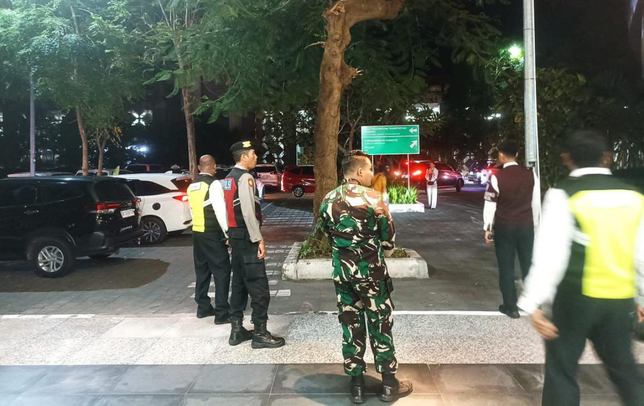 Polres Kawasan Bandara I Gusti Ngurah Rai Upaya Preventif Laksanakan Patroli Gabungan di Terminal Internasional