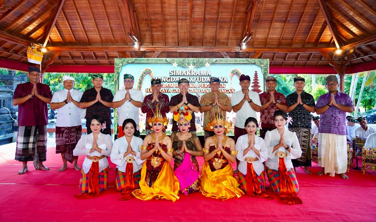 Melalui Simakrama Galungan dan Kuningan, Pangdam IX/Udayana Tegaskan Komitmen Menjaga Warisan Budaya