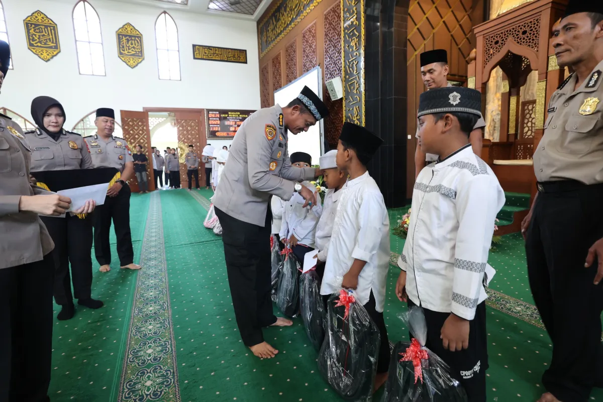 Polda Jatim Peringati Maulid Nabi 1448 H, Perkuat Keimanan dan Integritas Personel