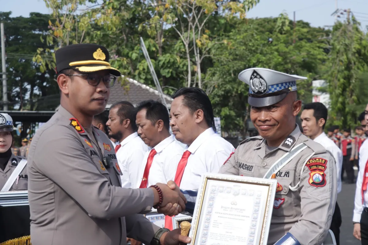 Polres Sampang Gelar Apel Hari Lalu Lintas Bhayangkara ke-71, Usung Semangat Polantas Presisi
