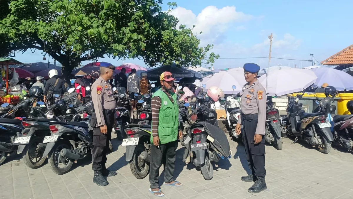 Polresta Denpasar Patroli Pesisir Kedonganan, Ingatkan Nelayan Utamakan Keselamatan di Laut