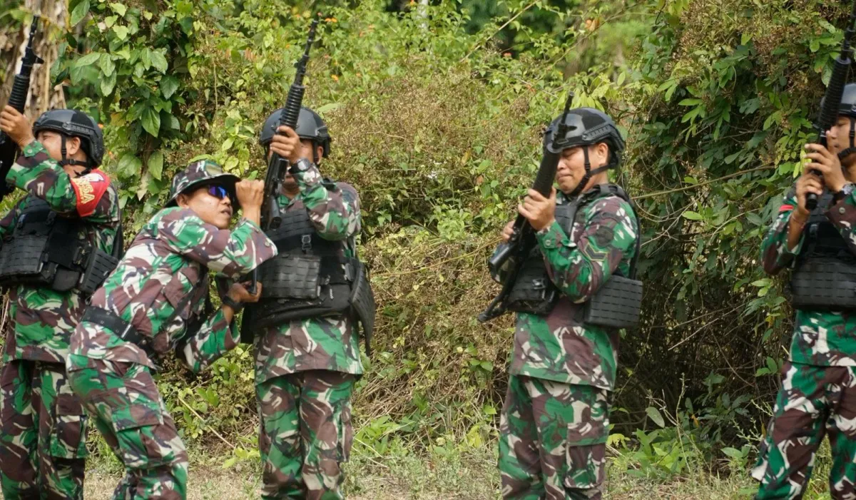 Tekankan Keamanan dan Kesiapsiagaan, Letkol Inf Sy. Gafur Thalib Pantau Latihan Menembak Kodim 1617/Jembrana