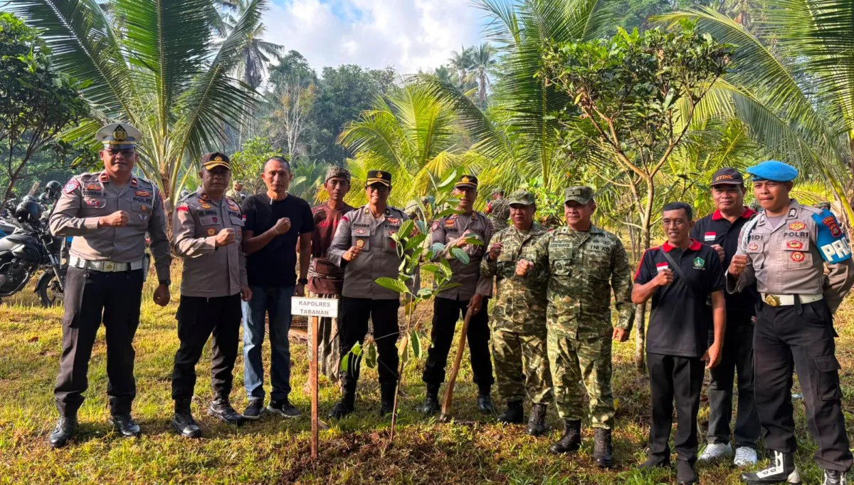 Sambut HUT Ke-81 TNI, Kodim Tabanan Dorong Pelestarian Lingkungan Dengan Tanam Pohon 