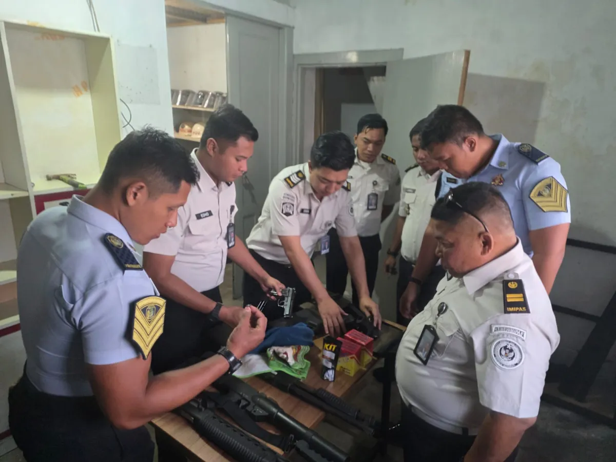 Perkuat Keamanan, Lapas I Madiun Inventarisasi dan Cek Kondisi Senjata Api